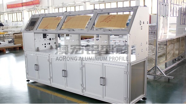 工業(yè)鋁型材設(shè)備防護(hù)罩到底有什么作用？