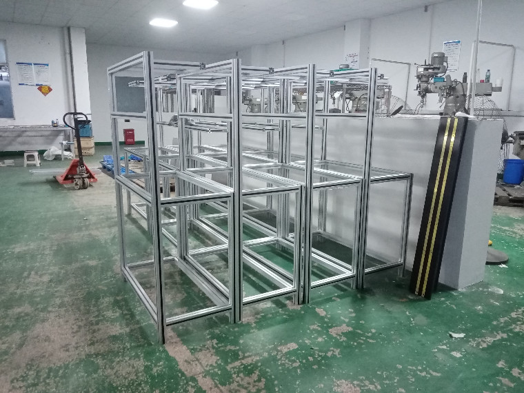 定制鋁型材設備機柜需要哪種工業(yè)鋁材？